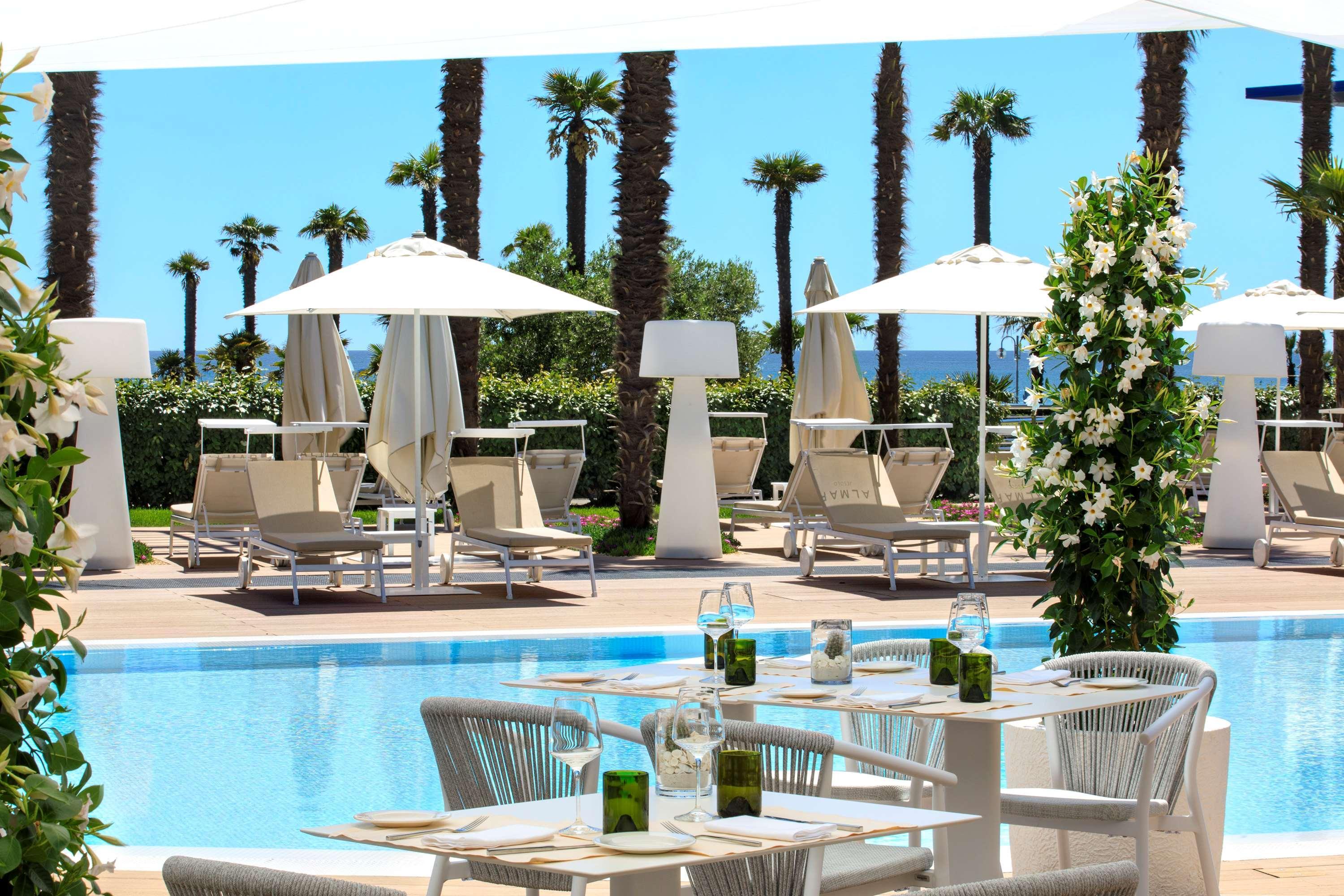 Hotel Almar &