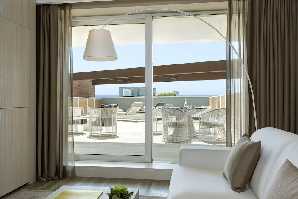Almar & Hotel 5*