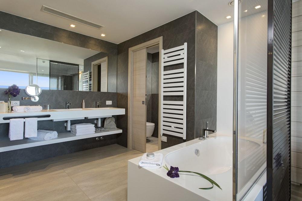 Hotel Almar & 5*