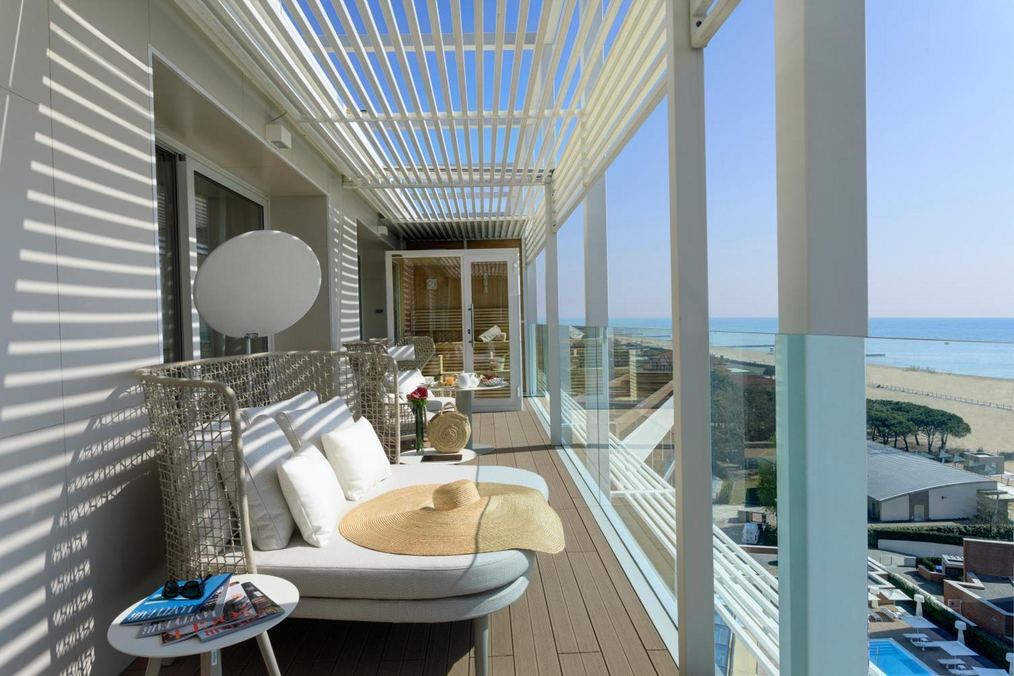 Hotel Almar & 5*